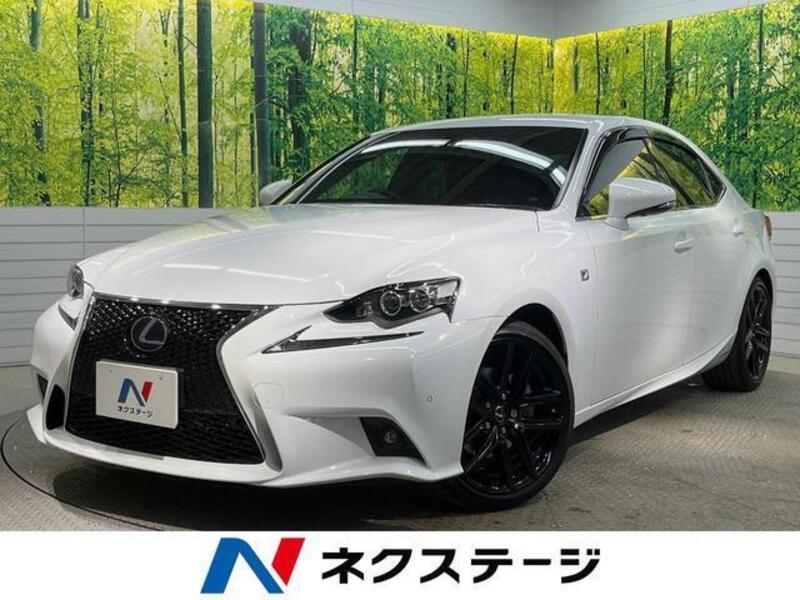 LEXUS IS