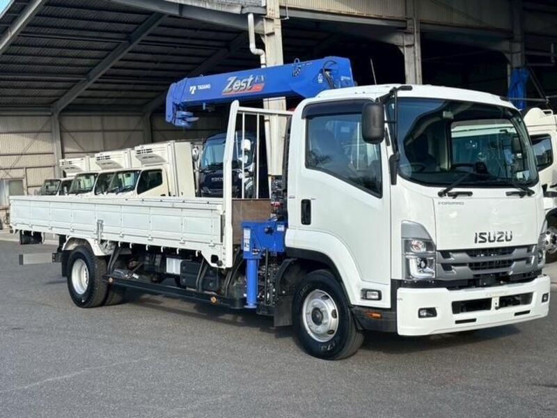 ISUZU FORWARD