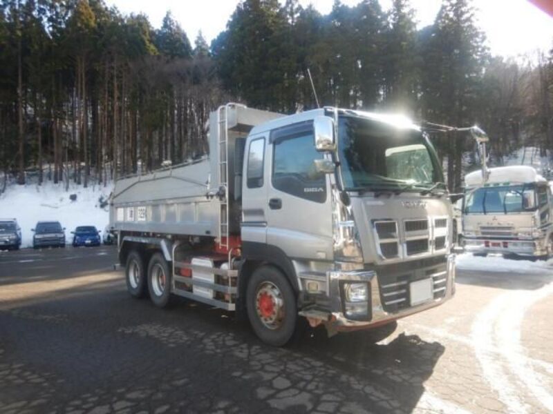 ISUZU GIGA