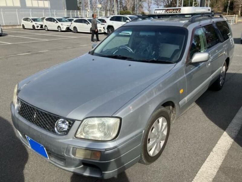 NISSAN STAGEA