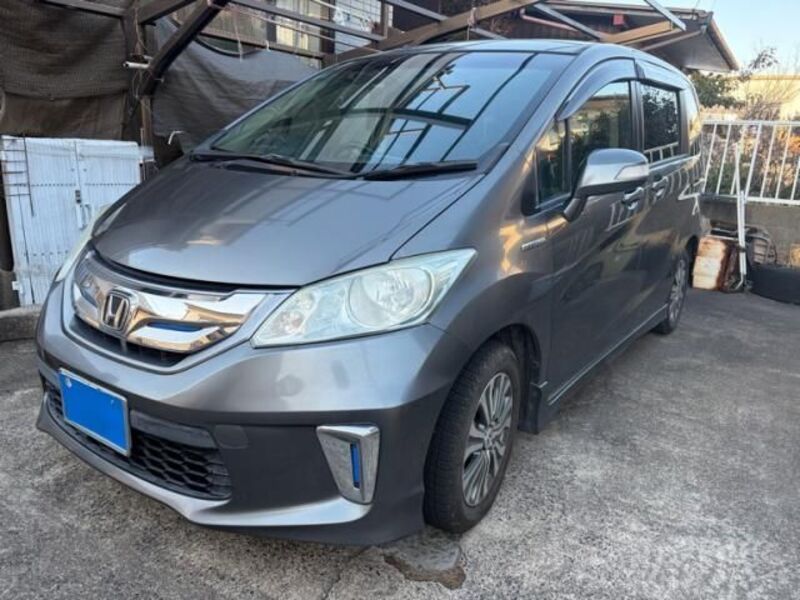 HONDA FREED HYBRID