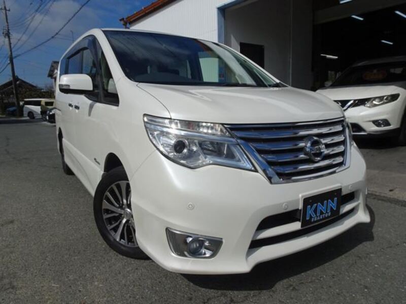 NISSAN SERENA