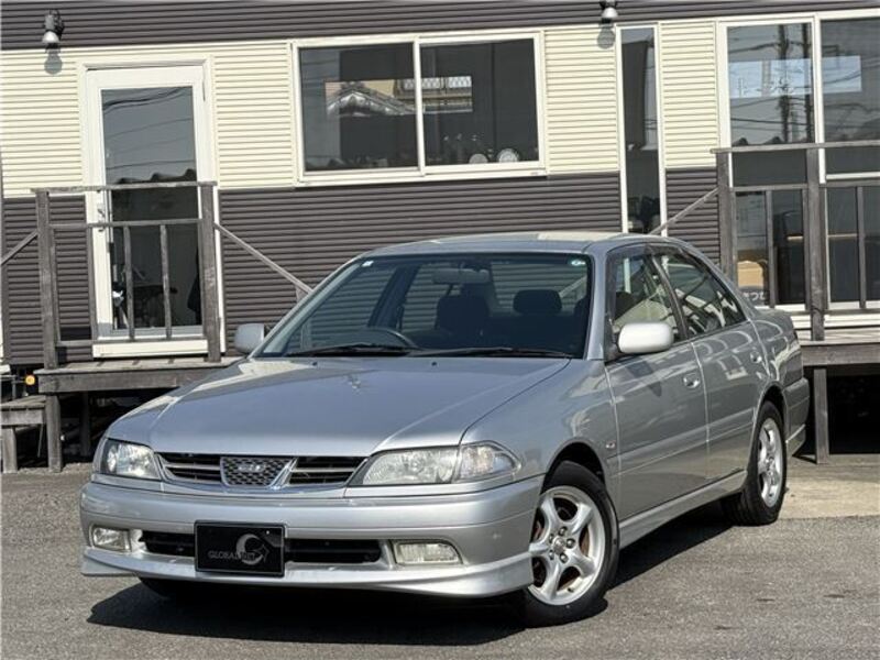 TOYOTA CARINA
