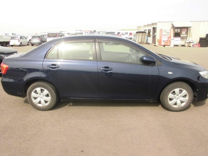 COROLLA AXIO