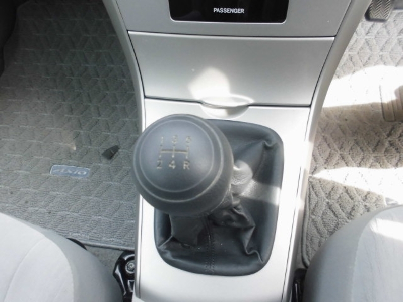 COROLLA AXIO