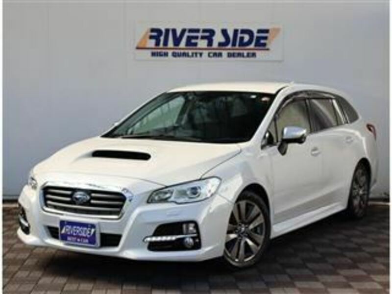 SUBARU　LEVORG