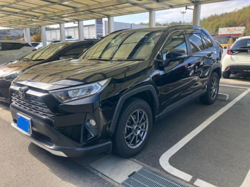 TOYOTA RAV4