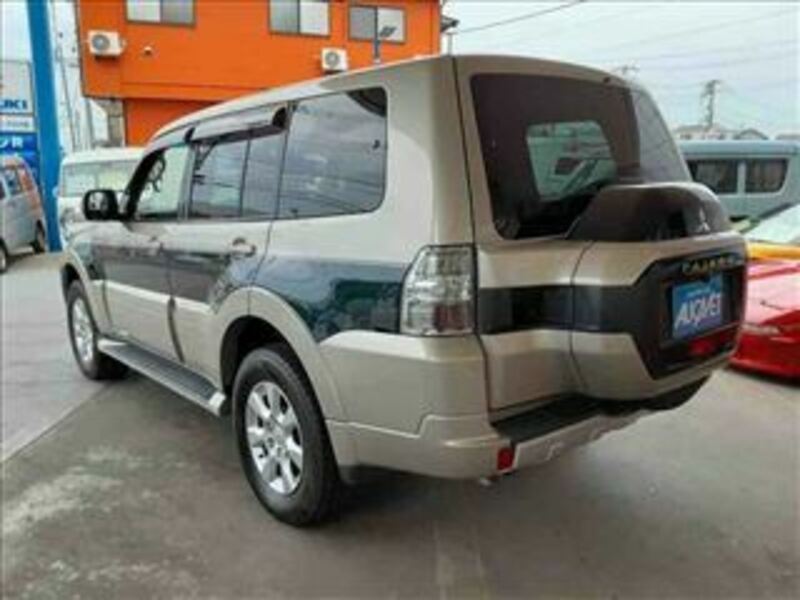 PAJERO