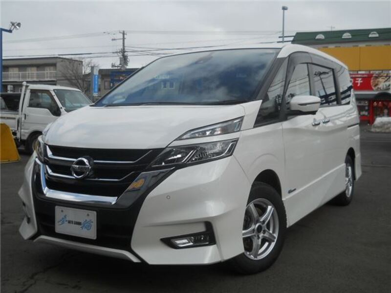 NISSAN SERENA