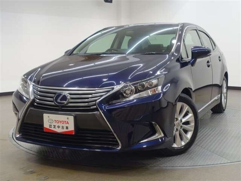 LEXUS HS