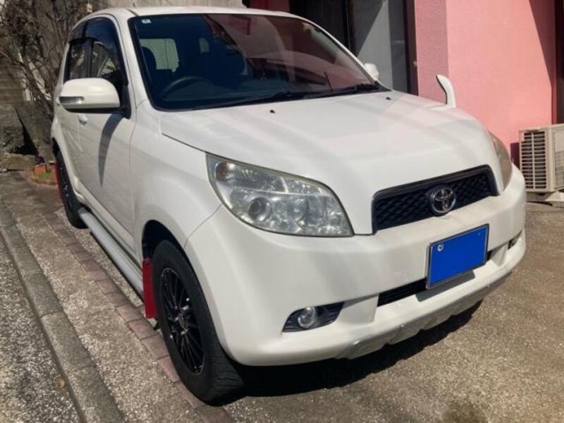 TOYOTA RUSH