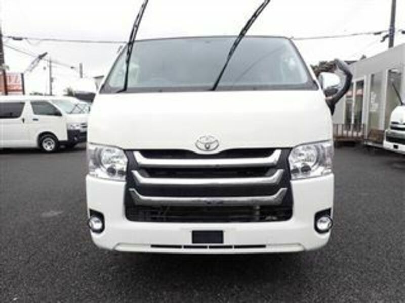 HIACE VAN-1