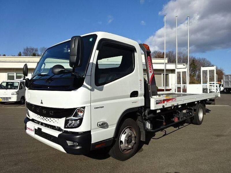 MITSUBISHI CANTER