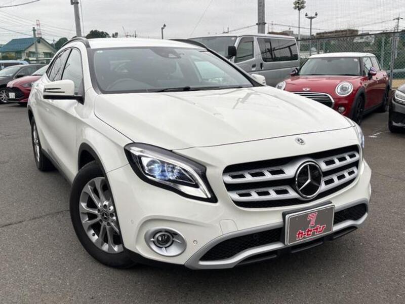 MERCEDES-BENZ GLA CLASS