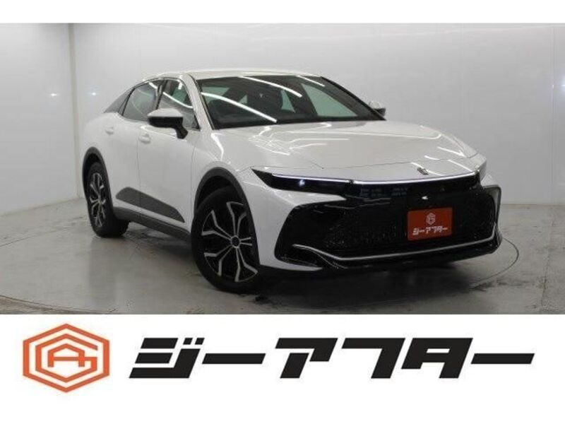 TOYOTA CROWN CROSSOVER