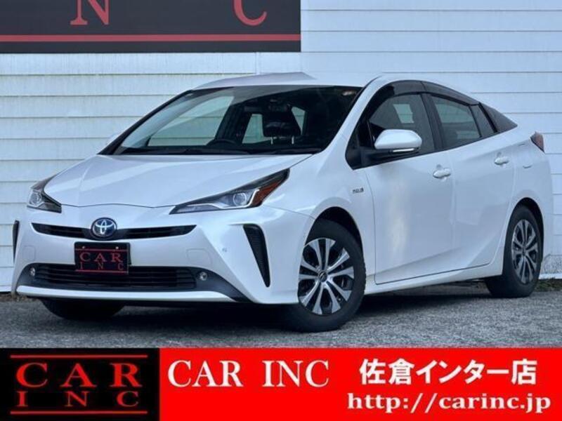TOYOTA PRIUS