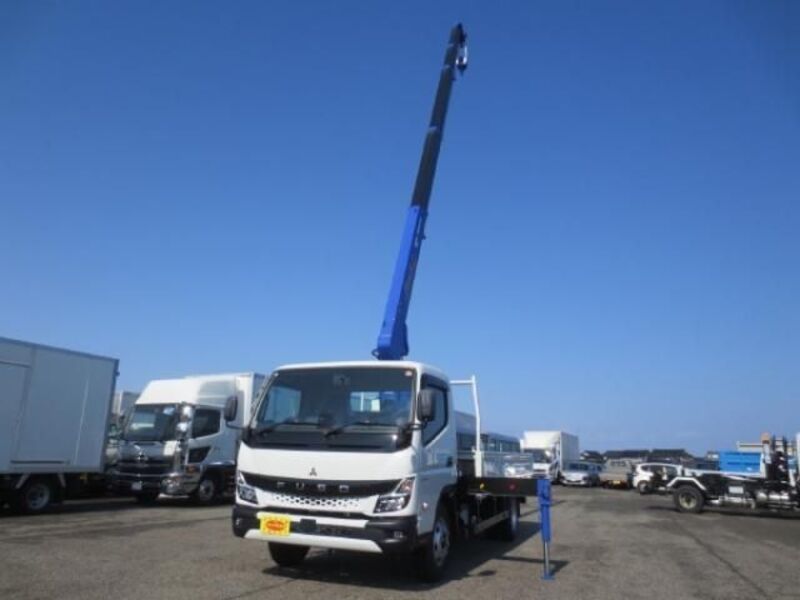MITSUBISHI CANTER
