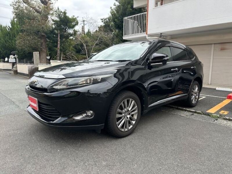 TOYOTA HARRIER