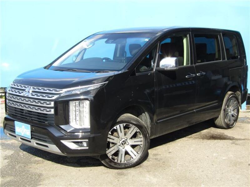 MITSUBISHI DELICA D5