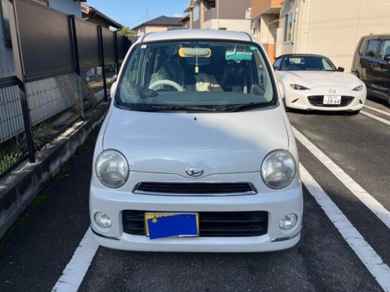 DAIHATSU MOVE LATTE