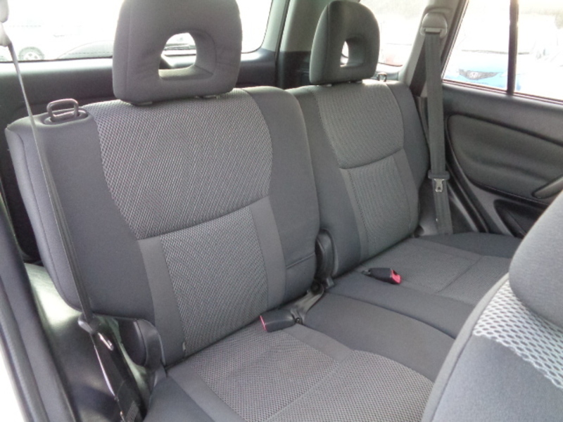 RAV4 J