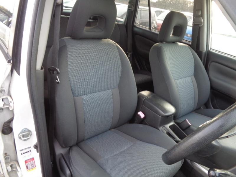 RAV4 J