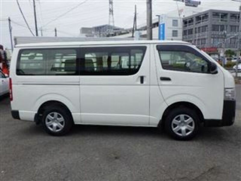 HIACE VAN-6