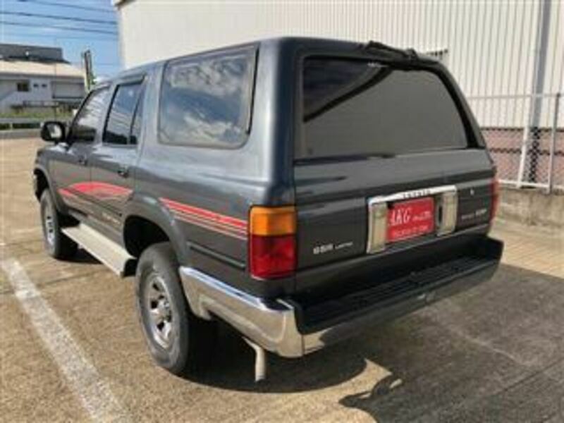 HILUX SURF