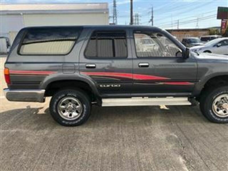 HILUX SURF