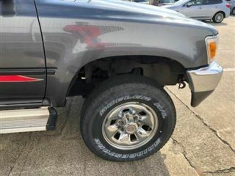 HILUX SURF