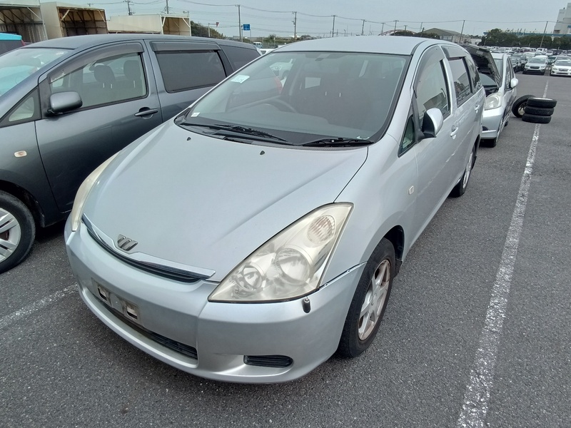 TOYOTA WISH