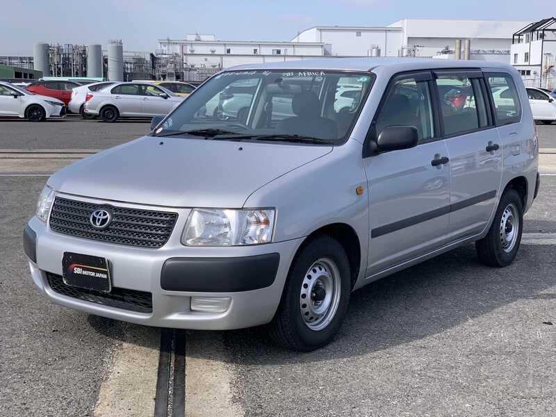 TOYOTA SUCCEED VAN