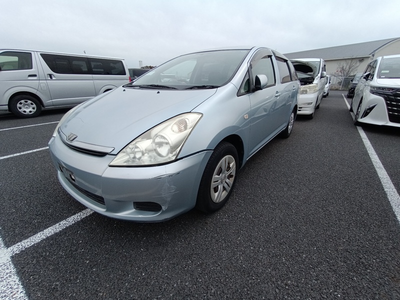 TOYOTA WISH
