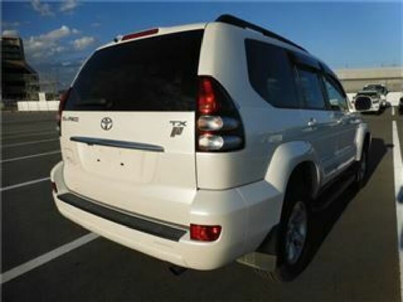 LAND CRUISER PRADO-1