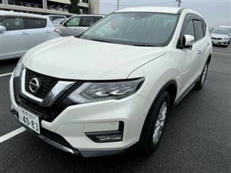 X-TRAIL-0