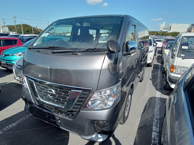 NISSAN NV350 CARAVAN