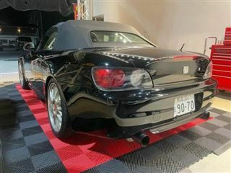 S2000