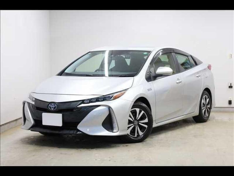 TOYOTA PRIUS PHV