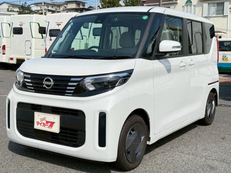 NISSAN ROOX