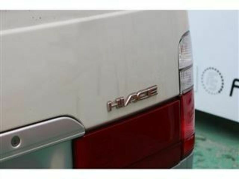 HIACE VAN-28