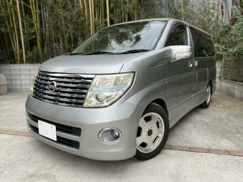 nissan elgrand e51 2005