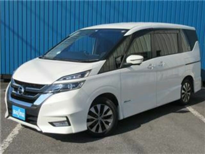 NISSAN　SERENA