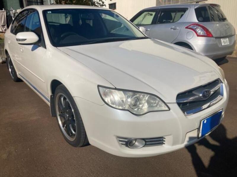 SUBARU LEGACY B4