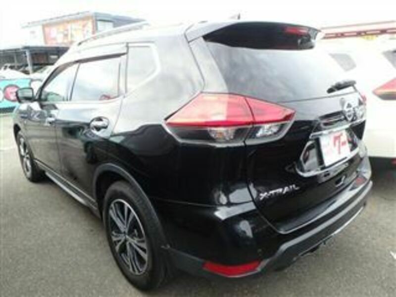 X-TRAIL-16