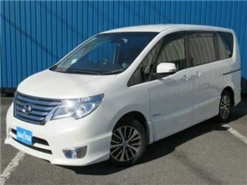 NISSAN　SERENA