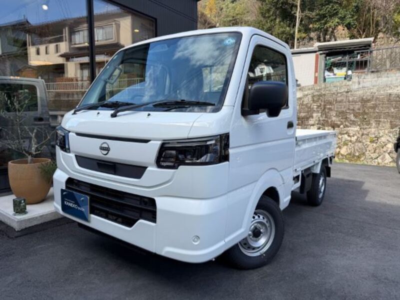 NISSAN CLIPPER TRUCK