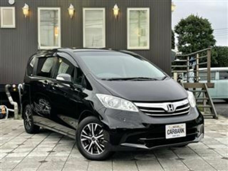 HONDA　FREED