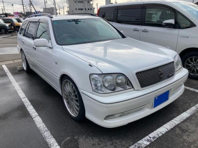 TOYOTA CROWN ESTATE