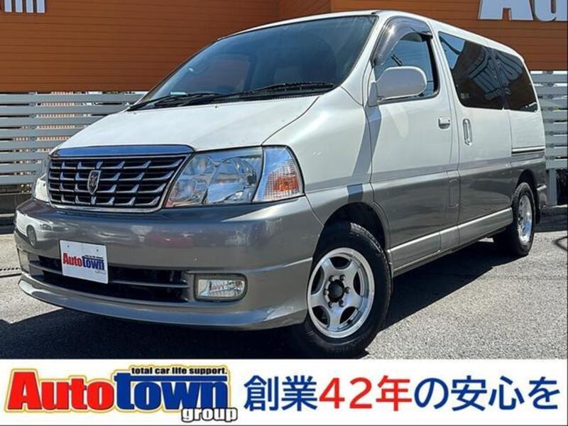 TOYOTA GRAND HIACE