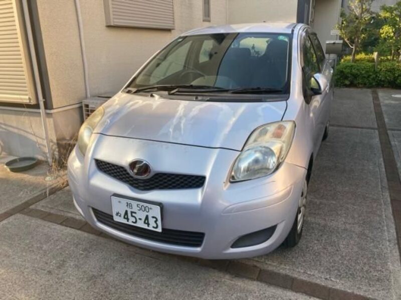 TOYOTA VITZ